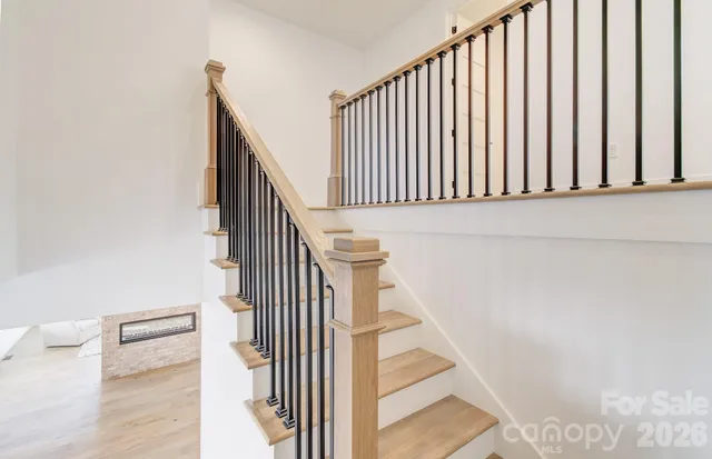 $1,250,000 | 184 Mavrick Drive, Mills River, NC 28759