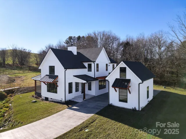 $1,300,000 | 184 Mavrick Drive, Mills River, NC 28759