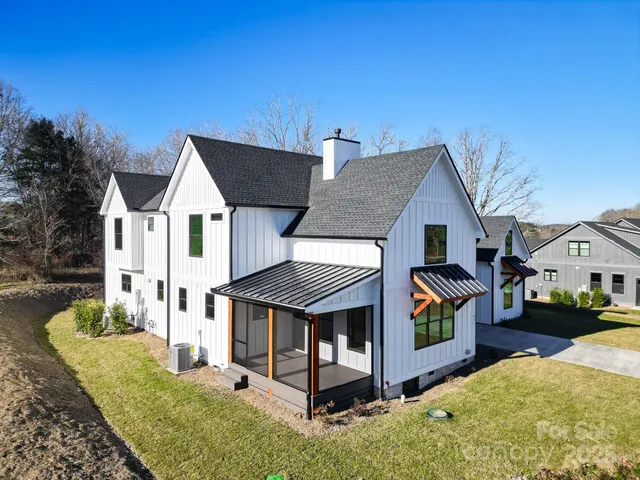 $1,300,000 | 184 Mavrick Drive, Mills River, NC 28759