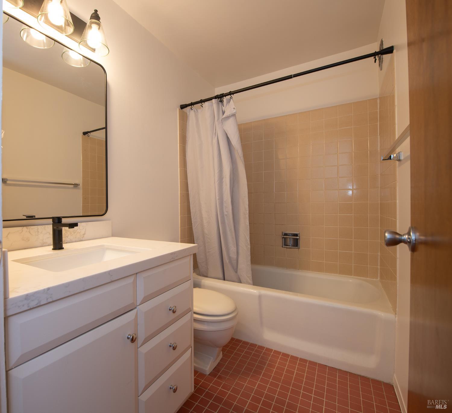 88 Forest Lane San Rafael, CA 94903 - Photo 15 of 26