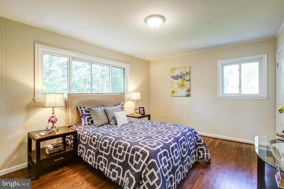 6502 Stoneham Road Bethesda, MD 20817 - Photo 20 of 30 Bedroom (Master)