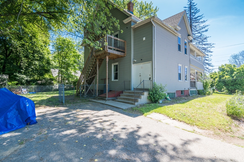 208 Prospect Street, Unit 2 Chicopee, MA 01013 - Photo 14 of 16