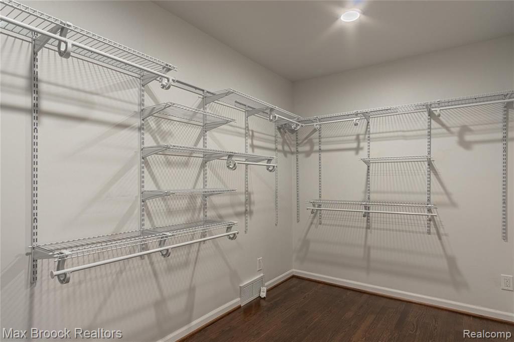 3636 Tuckahoe Road Bloomfield Hills, MI 48301 - Photo 24 of 35