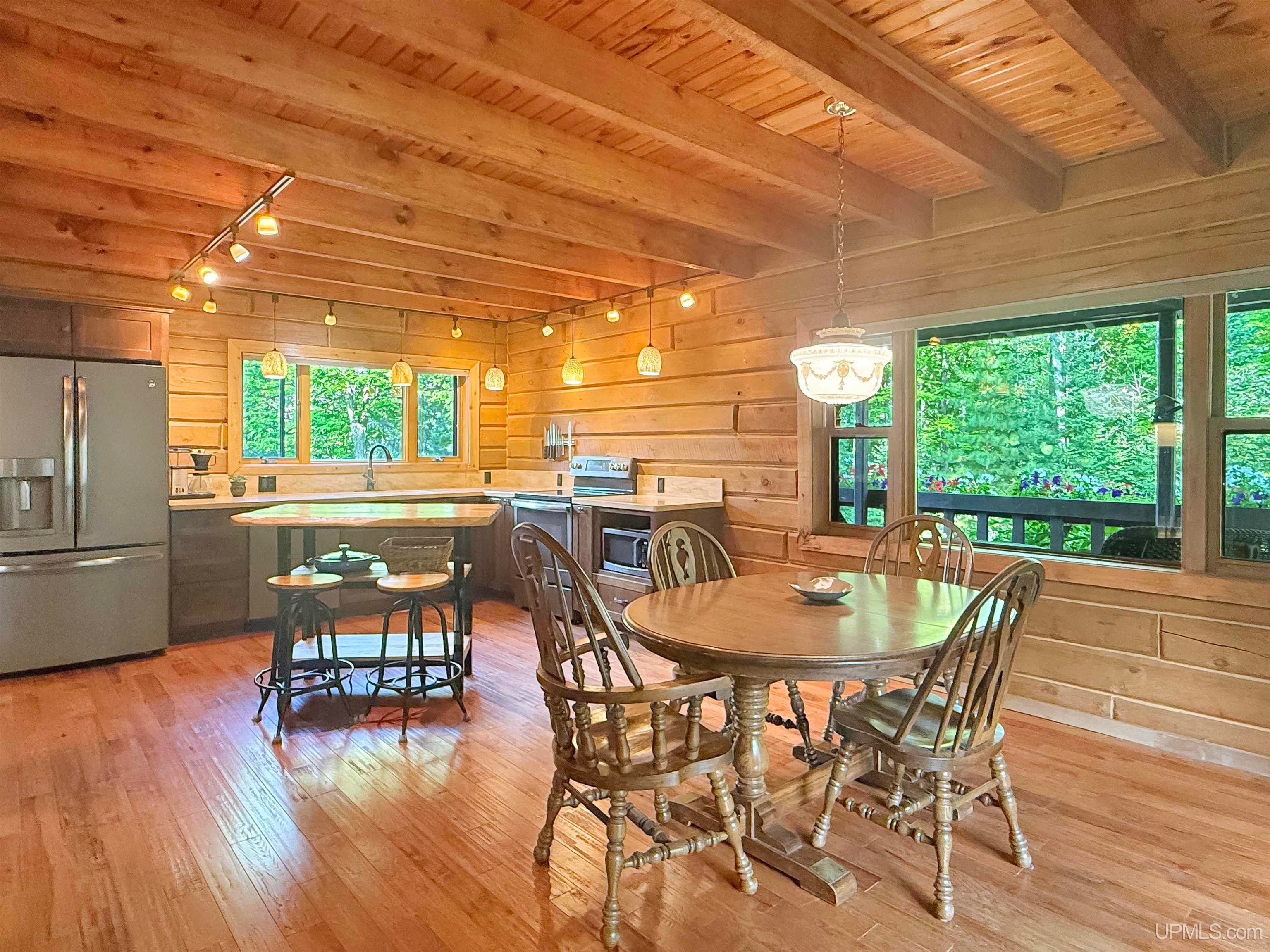441 Idlewild Road Crystal Falls, MI 49920 - Photo 6 of 82 Gallery Image 6
