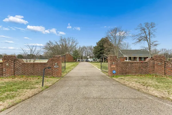 $1,900,000 | 7488 Lowe Lane, Rockvale, TN 37153