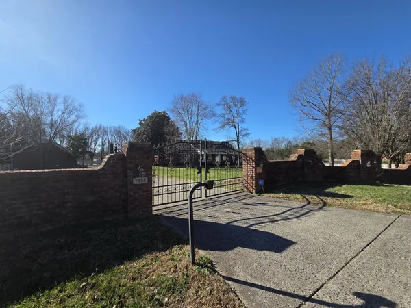 $1,900,000 | 7488 Lowe Lane, Rockvale, TN 37153