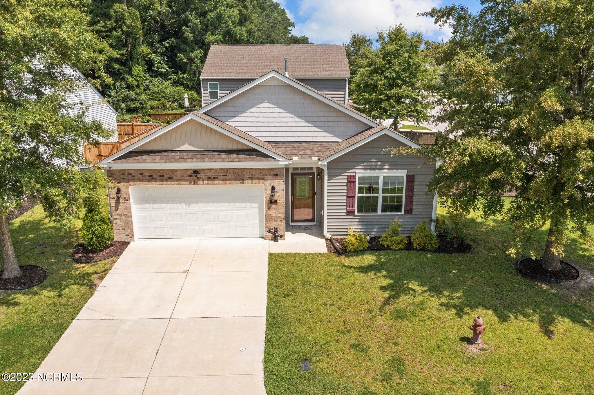 211 Frida Road New Bern, NC 28560 - Photo 37 of 38 2-Car Garage