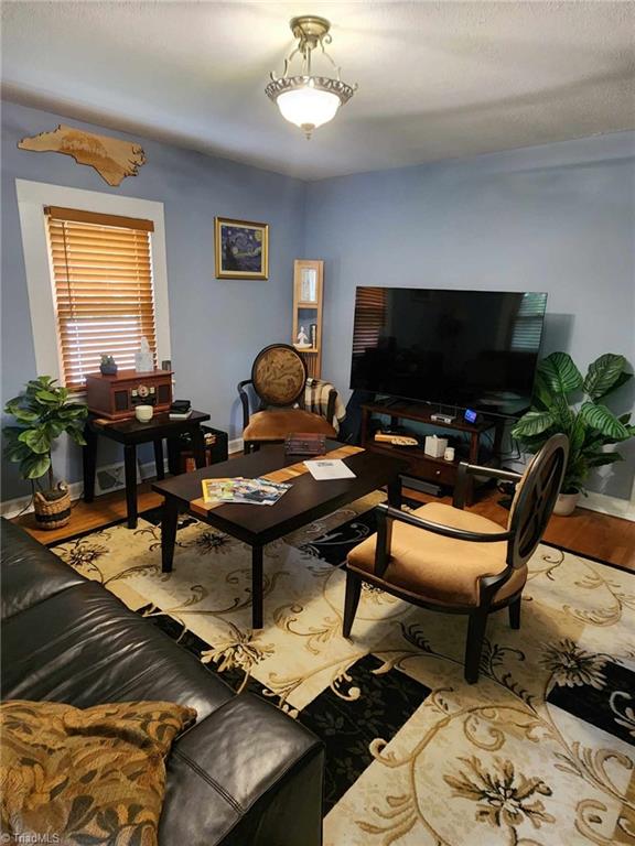 692 Parker Road Mount Airy, NC 27030 - Photo 11 of 21 Gallery Image 11