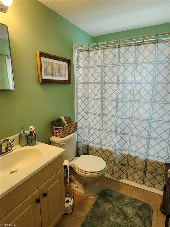 692 Parker Road Mount Airy, NC 27030 - Photo 17 of 21 Gallery Image 17
