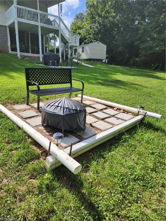 692 Parker Road Mount Airy, NC 27030 - Photo 9 of 21 Gallery Image 9