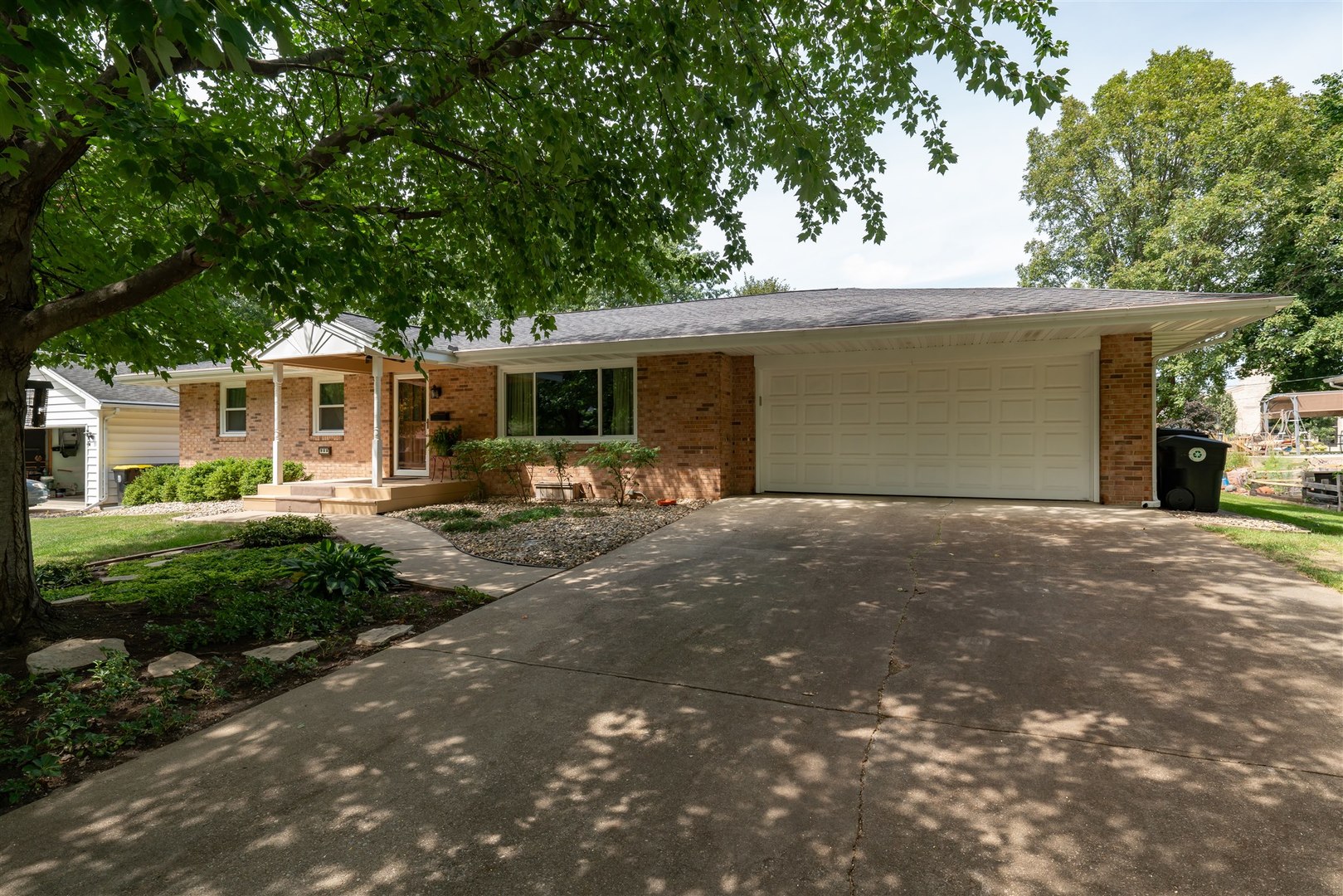 908 Timothy Court Normal, IL 61761 - Photo 2 of 42 Gallery Image 2