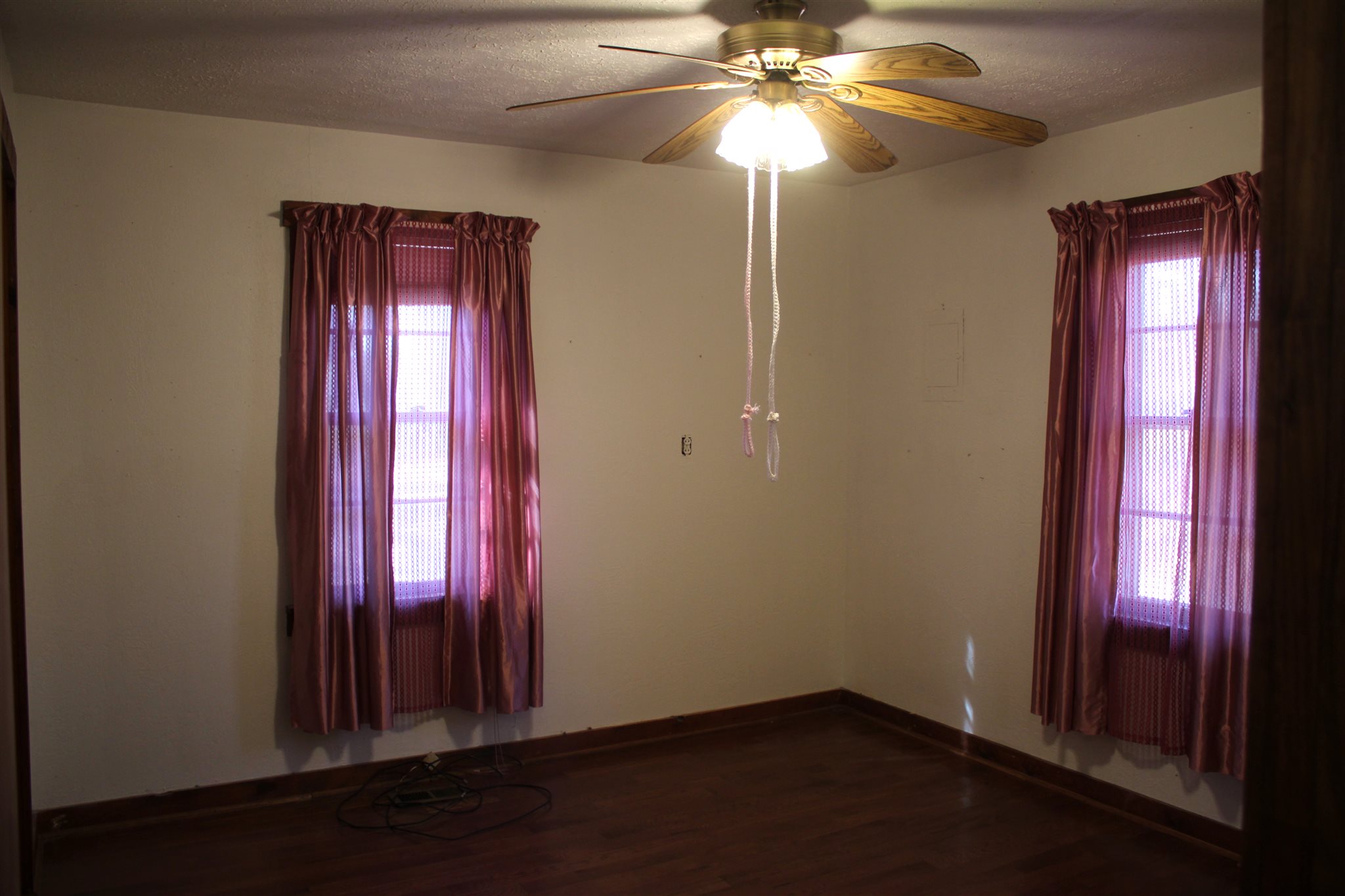 803 Old St Road Bedford, IN 47421 - Photo 8 of 12 Gallery Image 8