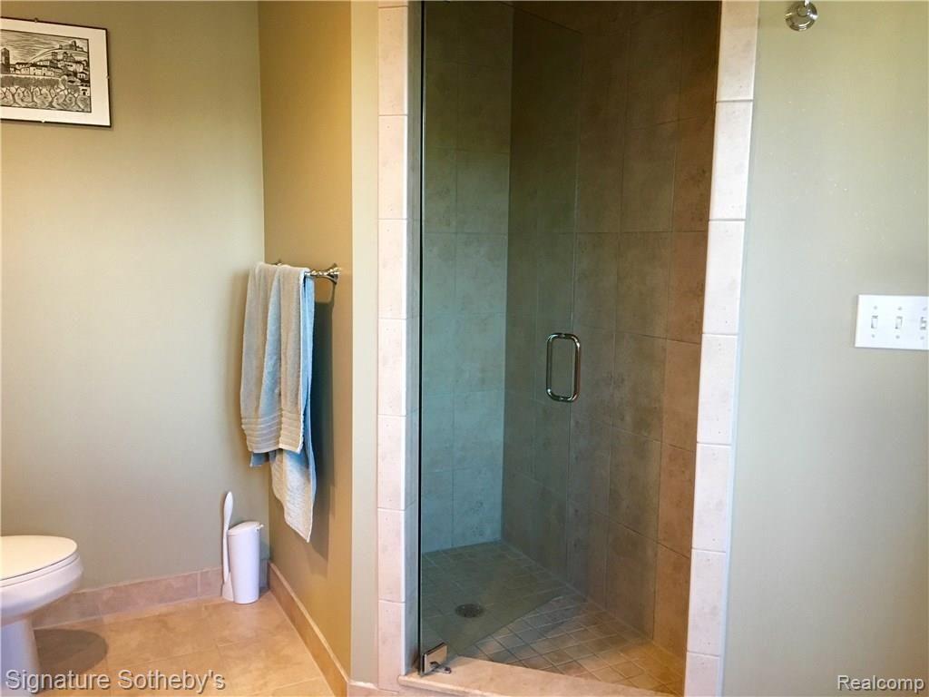 1559 Eaton Road Berkley, MI 48072 - Photo 12 of 27
