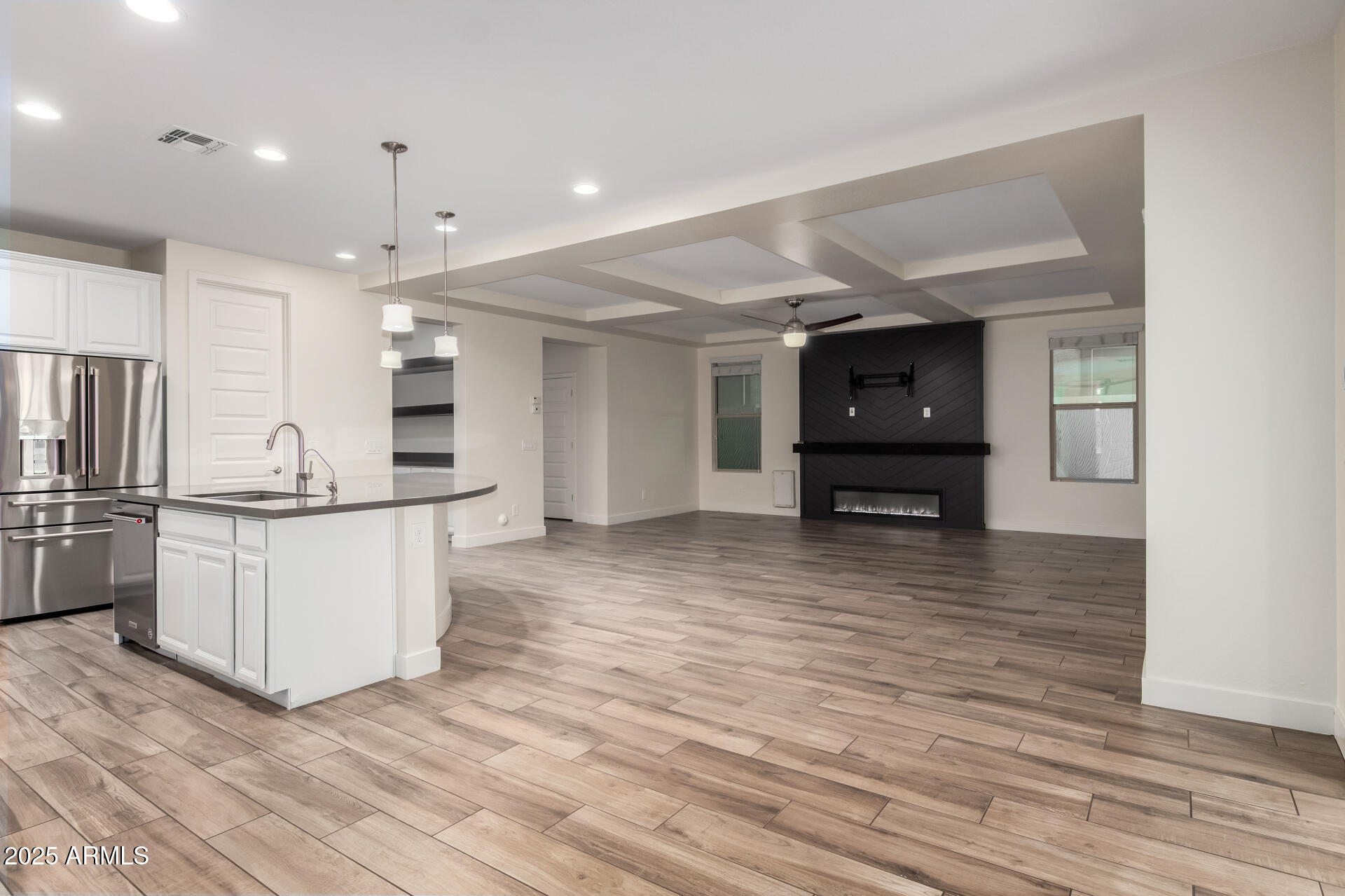 4155 East Weather Vane Road Gilbert, AZ 85296 - Photo 7 of 35 08 - Weathervane