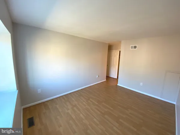 $2,500 | 4597 Logsdon Drive, Unit 36, Annandale, VA 22003