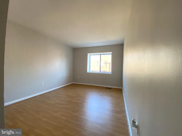 $2,500 | 4597 Logsdon Drive, Unit 36, Annandale, VA 22003