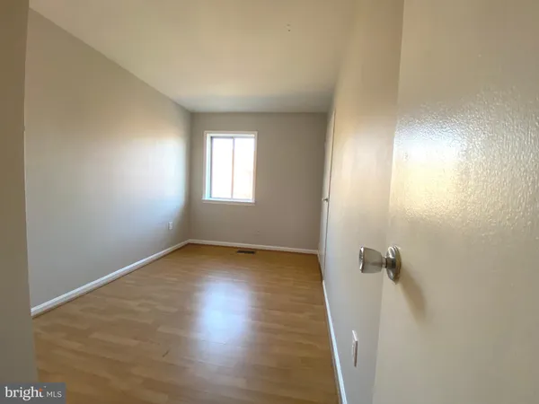 $2,500 | 4597 Logsdon Drive, Unit 36, Annandale, VA 22003