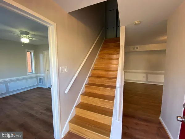 $2,500 | 4597 Logsdon Drive, Unit 36, Annandale, VA 22003