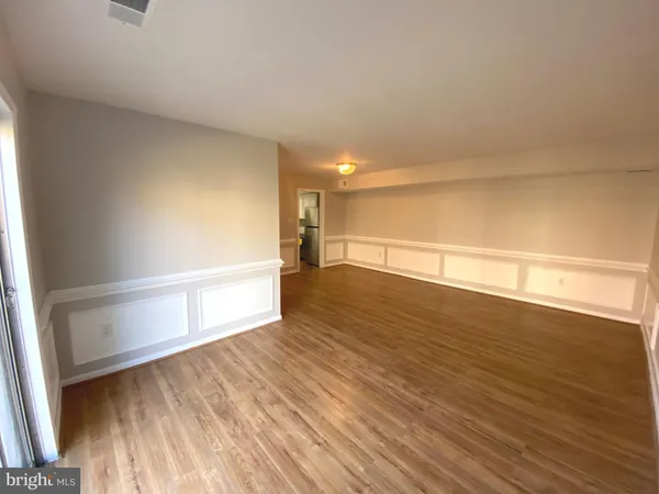 $2,500 | 4597 Logsdon Drive, Unit 36, Annandale, VA 22003