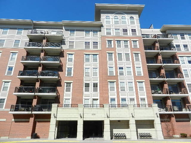 656 Pearson Street, Unit 710 Des Plaines, IL 60016 - Photo 1 of 17