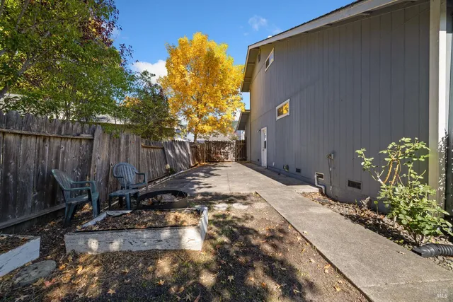 $689,000 | 1511 Gladstone Way, Rohnert Park, CA 94928