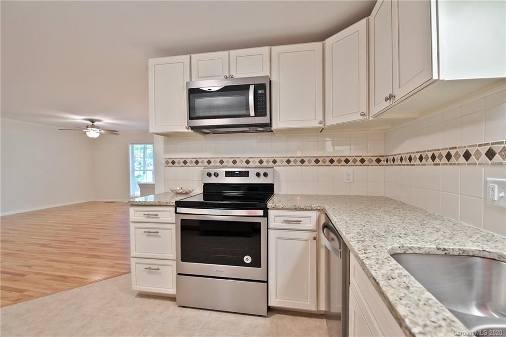 228 Spring Shore Road Statesville, NC 28677 - Photo 13 of 33 Gallery Image 13