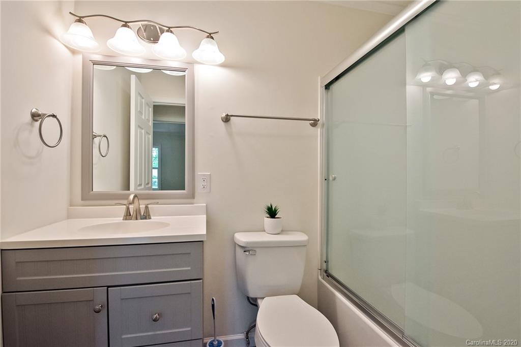 228 Spring Shore Road Statesville, NC 28677 - Photo 19 of 33 Gallery Image 19