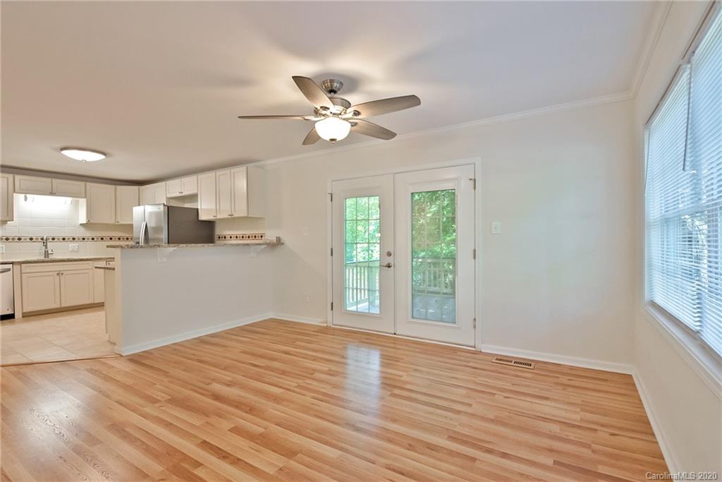 228 Spring Shore Road Statesville, NC 28677 - Photo 8 of 33 Gallery Image 8