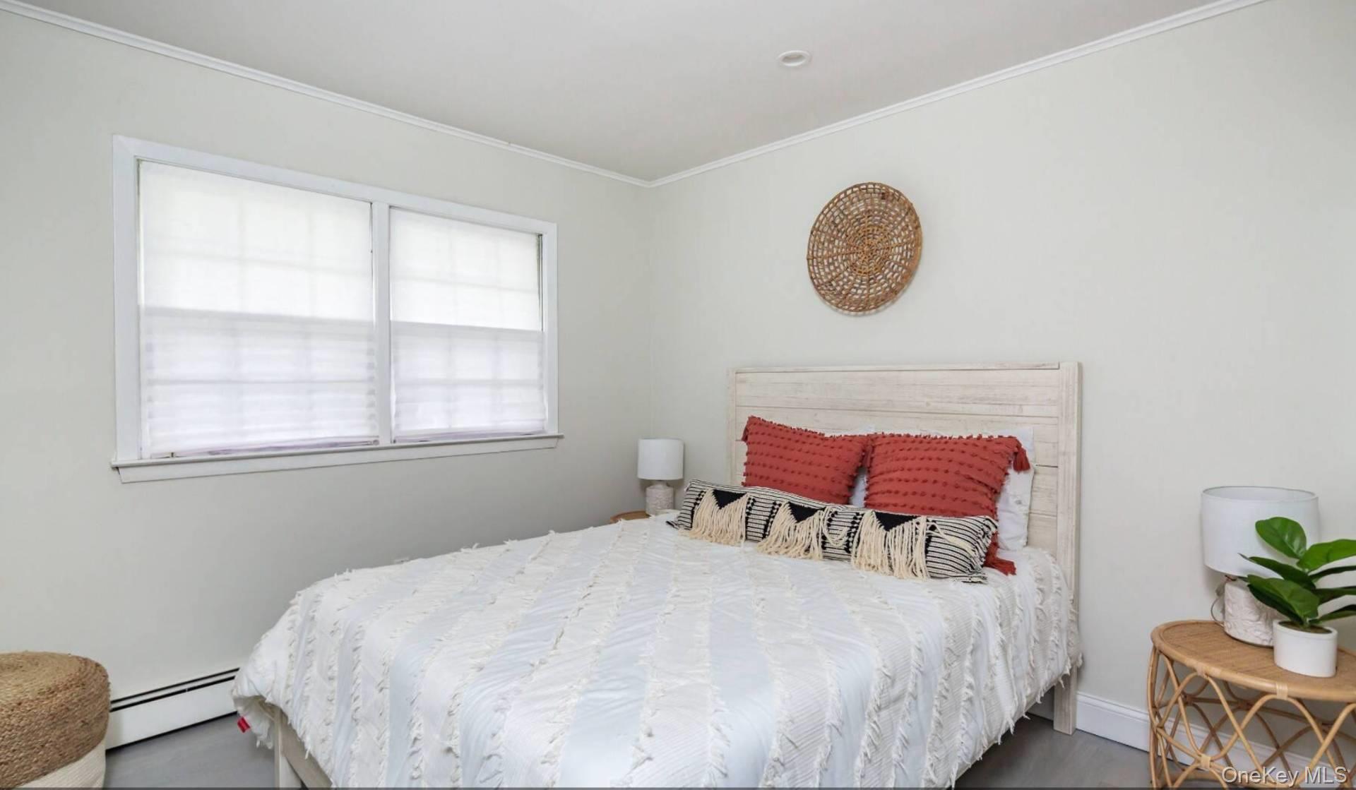 45 Sherwood Road Hampton Bays, NY 11946 - Photo 19 of 33