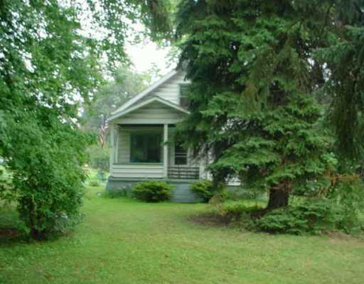 300 Moon Clinton Road Coraopolis, PA 15108 - Photo 2 of 3 Exterior Front.