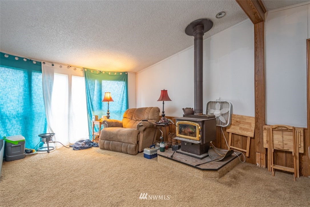 326 Gish Road Onalaska, WA 98570 - Photo 14 of 21 Gallery Image 14