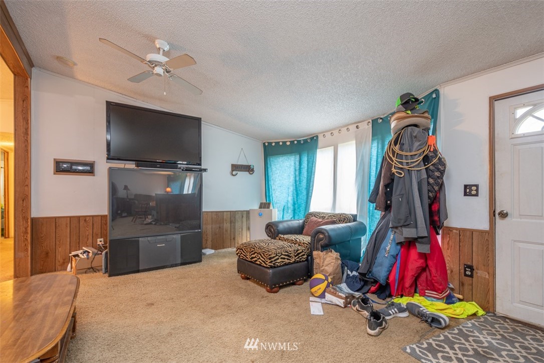 326 Gish Road Onalaska, WA 98570 - Photo 15 of 21 Gallery Image 15