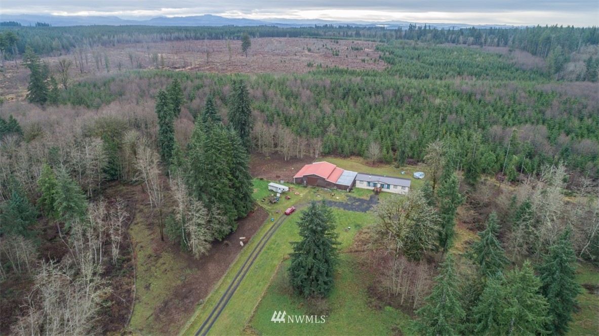326 Gish Road Onalaska, WA 98570 - Photo 3 of 21 Gallery Image 3