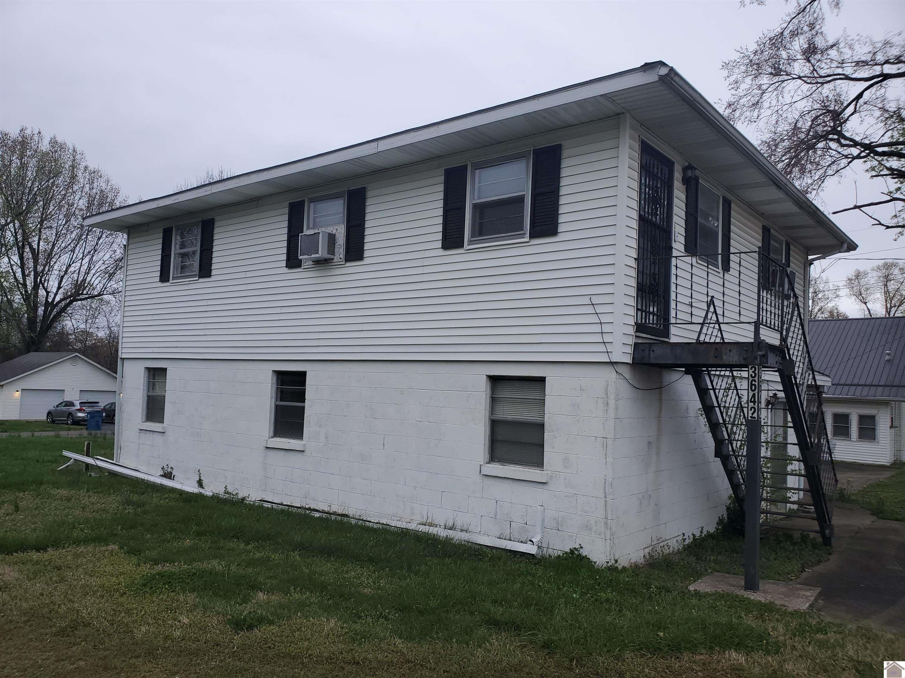 3644 Cairo Road Paducah, KY 42001 - Photo 8 of 10 Photo 8