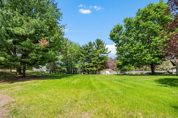 $619,000 | 1125 Oakview Lane North, Plymouth, MN 55441