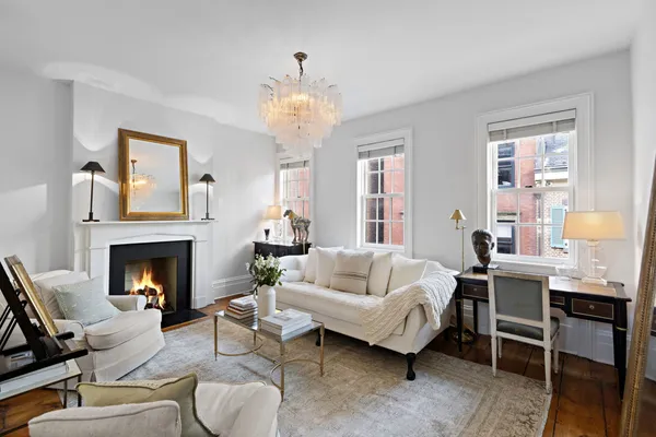 $7,775,000 | 9 Gay Street | West Village