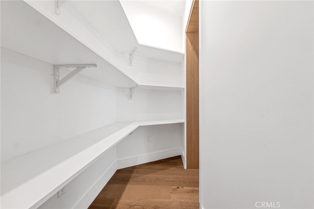 792 Gloucester Lane Thousand Oaks, CA 91362 - Photo 13 of 72 a view of walk in closet with empty racks