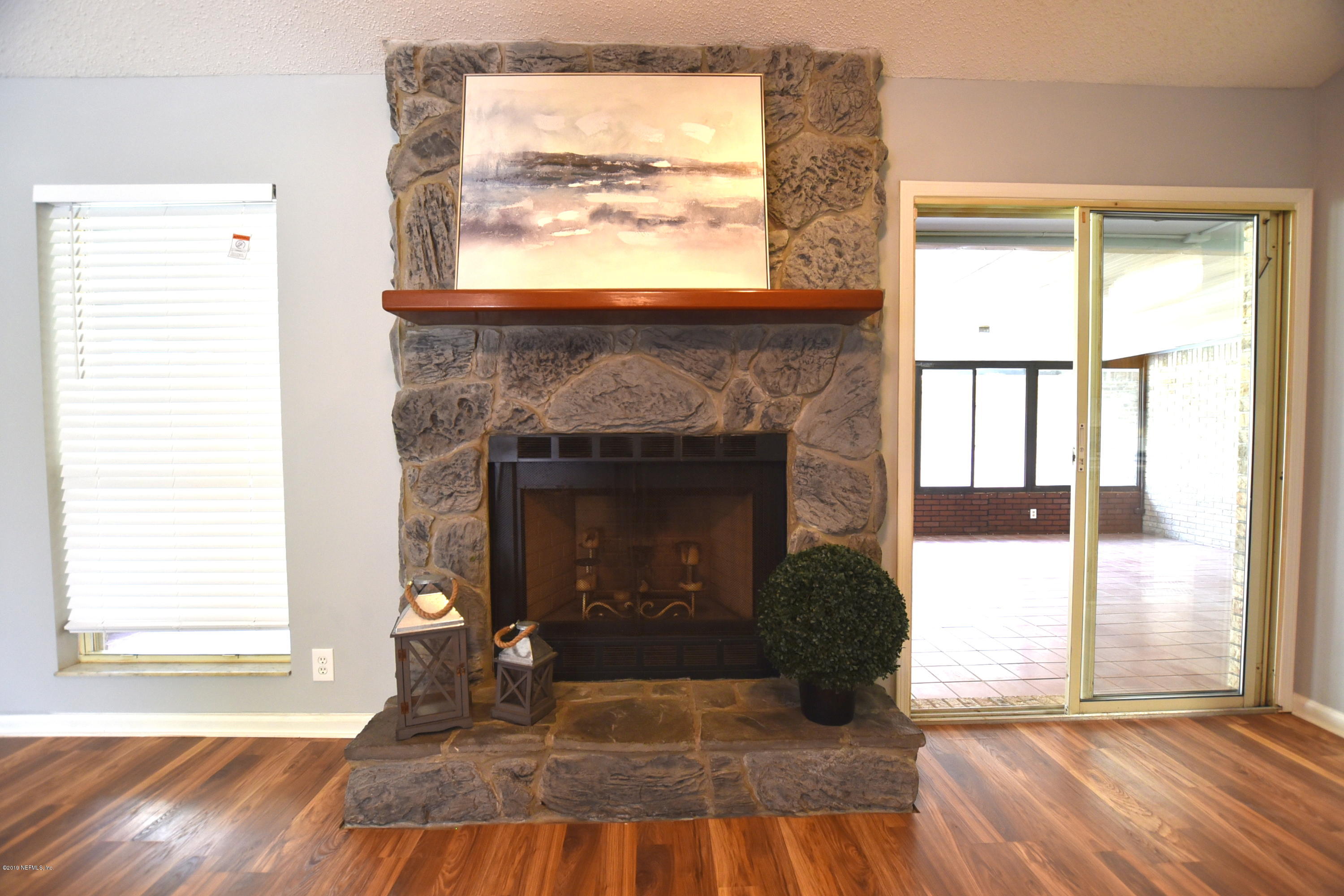 2897 Percy Road Jacksonville, FL 32218 - Photo 10 of 39 Fireplace