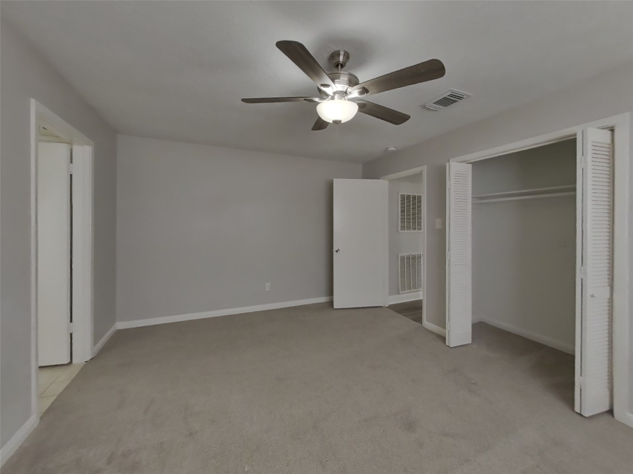 14218 Overbrook Lane Houston, TX 77077 - Photo 9 of 18 a view of an empty room