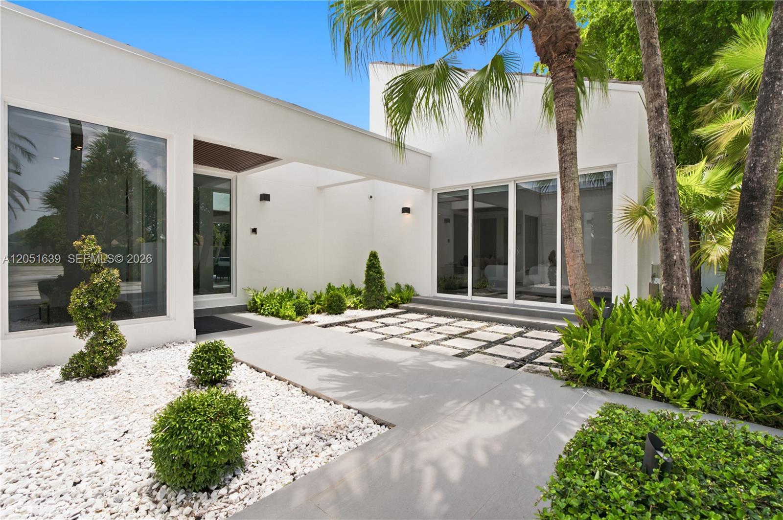 10420 Southwest 64th Street Miami, FL 33173 - Photo 1 of 54