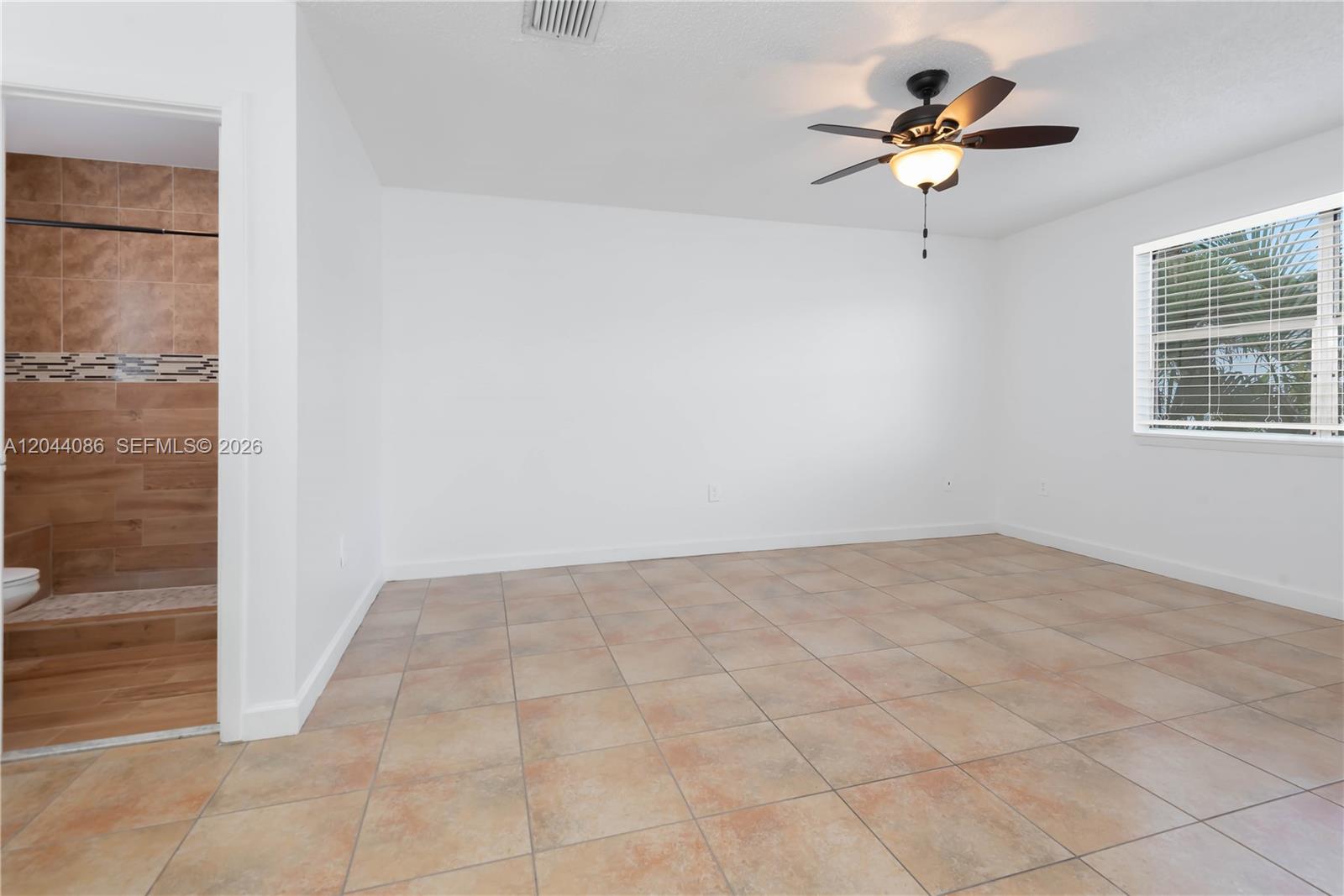 9044 Southwest 148th Court Miami, FL 33196 - Photo 10 of 29