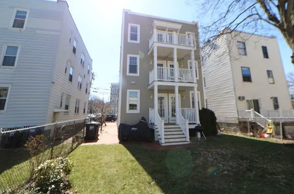 $4,100 | 89 Allston Street, Unit 2, Cambridge, MA 02139