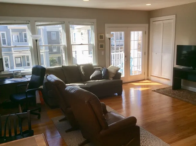 $4,100 | 89 Allston Street, Unit 2, Cambridge, MA 02139