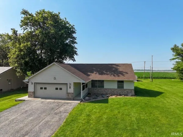 $324,900 | 213 South Park Drive, Monticello, IN 47960