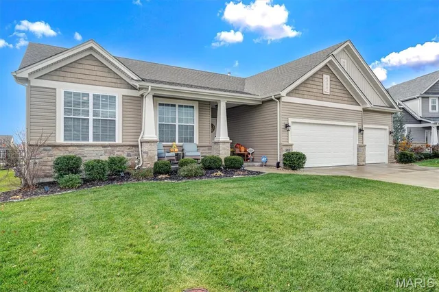 $625,000 | 213 Wyndemere Lane, Lake St. Louis, MO 63367