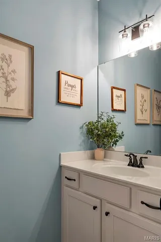 $625,000 | 213 Wyndemere Lane, Lake St. Louis, MO 63367