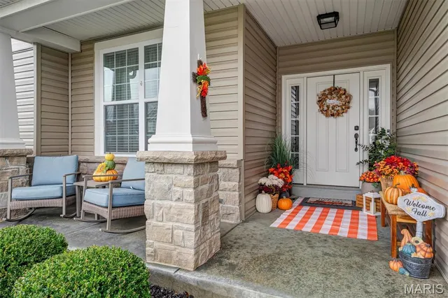 $625,000 | 213 Wyndemere Lane, Lake St. Louis, MO 63367