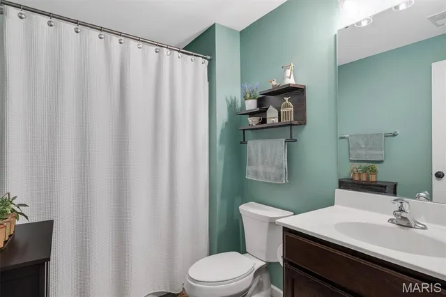 $625,000 | 213 Wyndemere Lane, Lake St. Louis, MO 63367