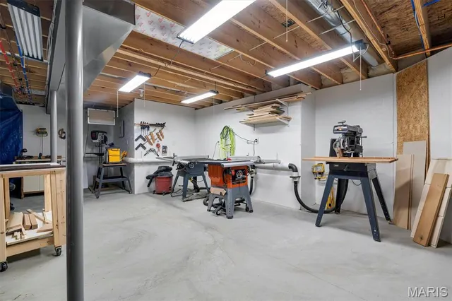 $625,000 | 213 Wyndemere Lane, Lake St. Louis, MO 63367