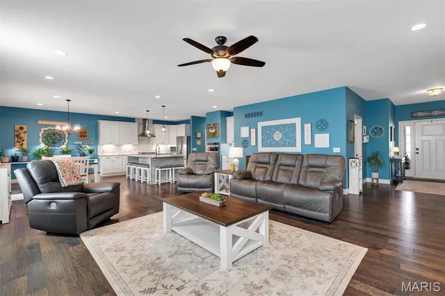 $625,000 | 213 Wyndemere Lane, Lake St. Louis, MO 63367